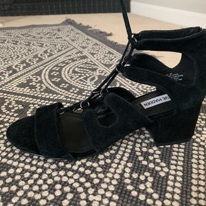Steve Madden Lace up black sandals